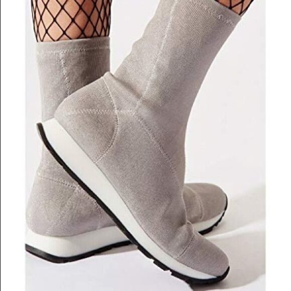 Free People Astral Sneaker Boot Mid-Calf Gray Size 36 Womens Knit Fabric Rubber - Picture 4 of 10